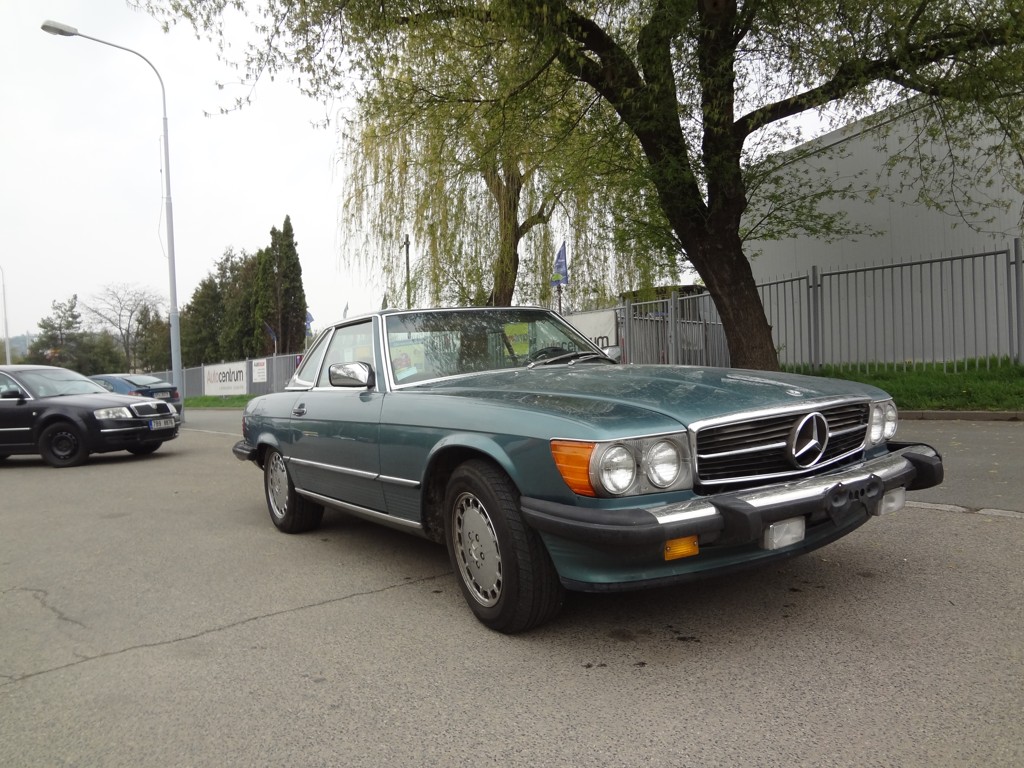 MERCEDES BENZ 560 SL