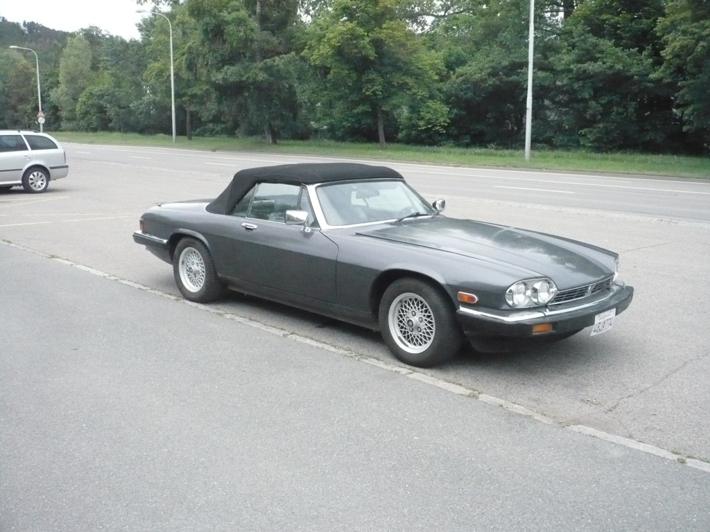 JAGUAR XJS 5.3 V12 CONVERTIBLE DOUBLE SIX