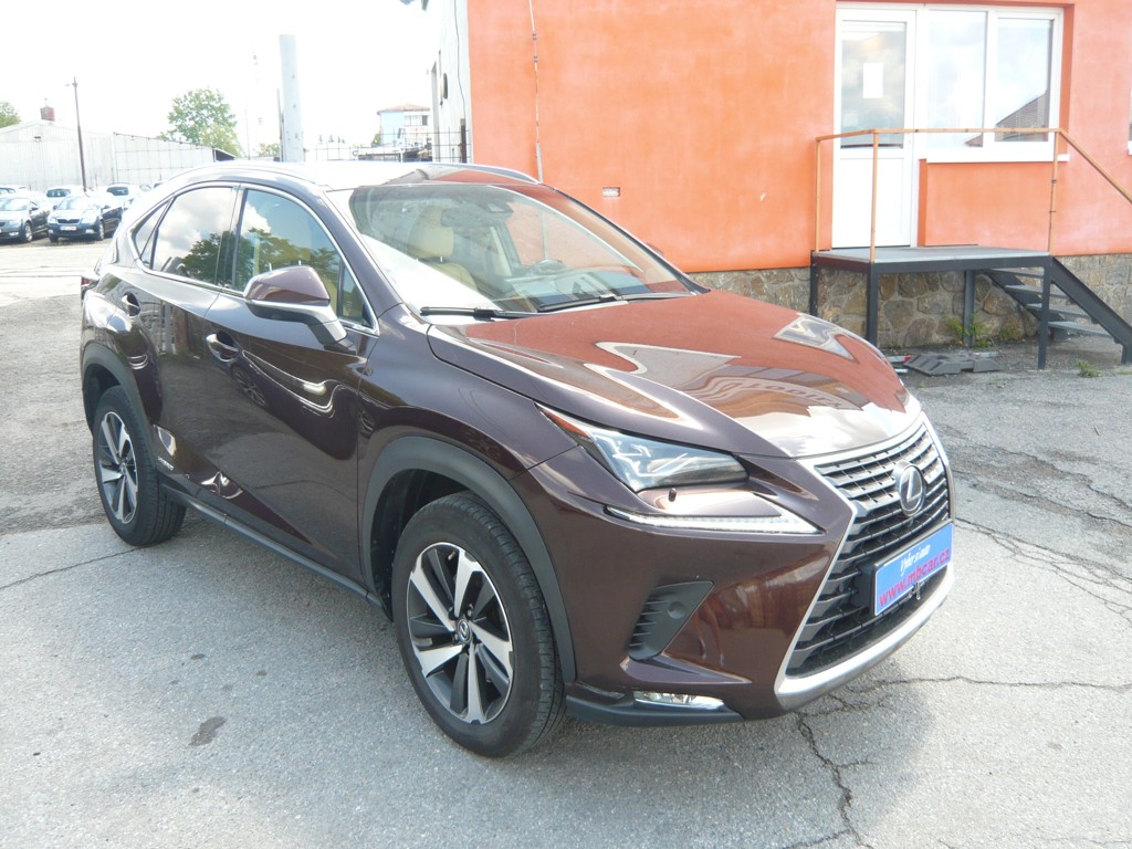 LEXUS NX 300 2.5 H AWD LUXURY
