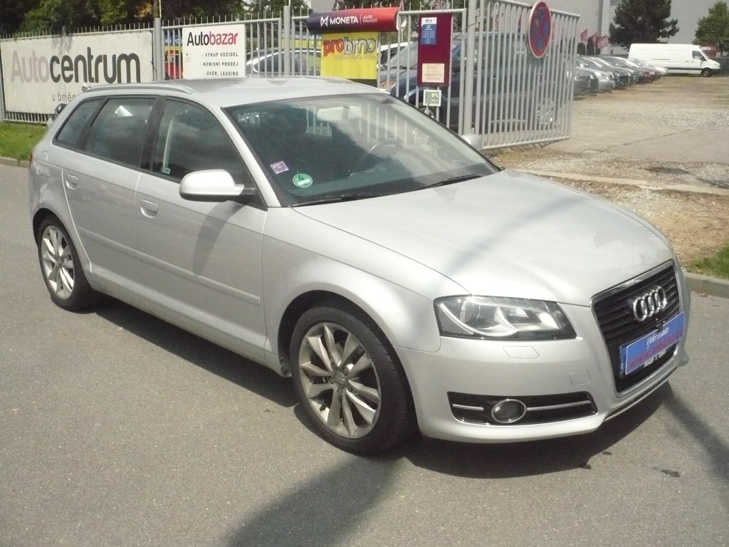 AUDI A3 SPORTBACK 2.0 TDI - SERVISKA