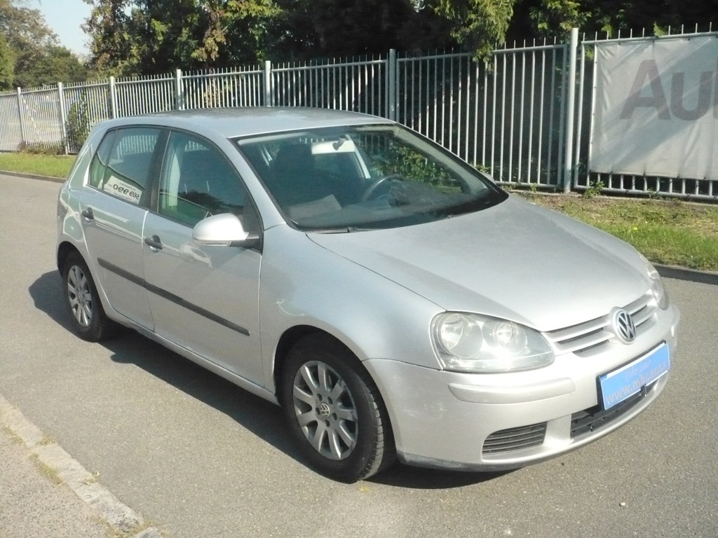 VOLKSWAGEN GOLF 1.9 TDI 77kW KLIMA,LITÁ KOLA