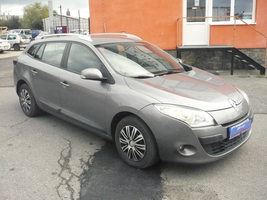 RENAULT MEGANE GRANDTOUR 1.5 dCi NAVI, ČR, 1.MAJITEL