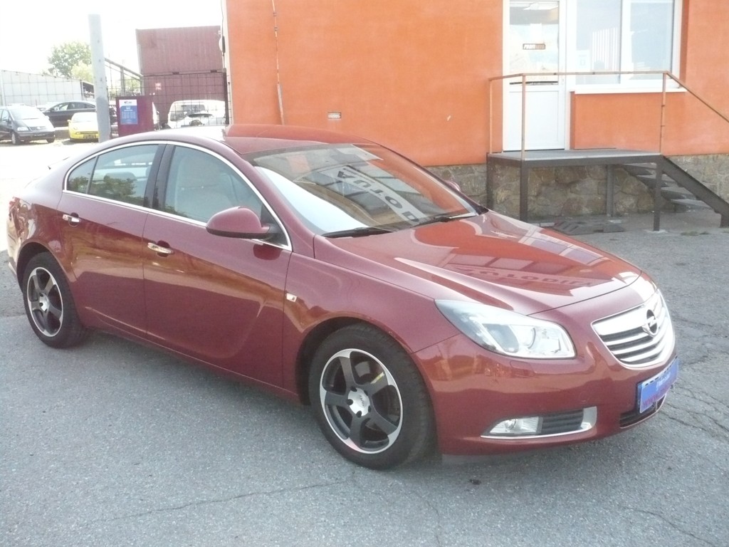 OPEL INSIGNIA 2.0 TURBO 4x4 SERVISKA,ČR,NAVIGACE