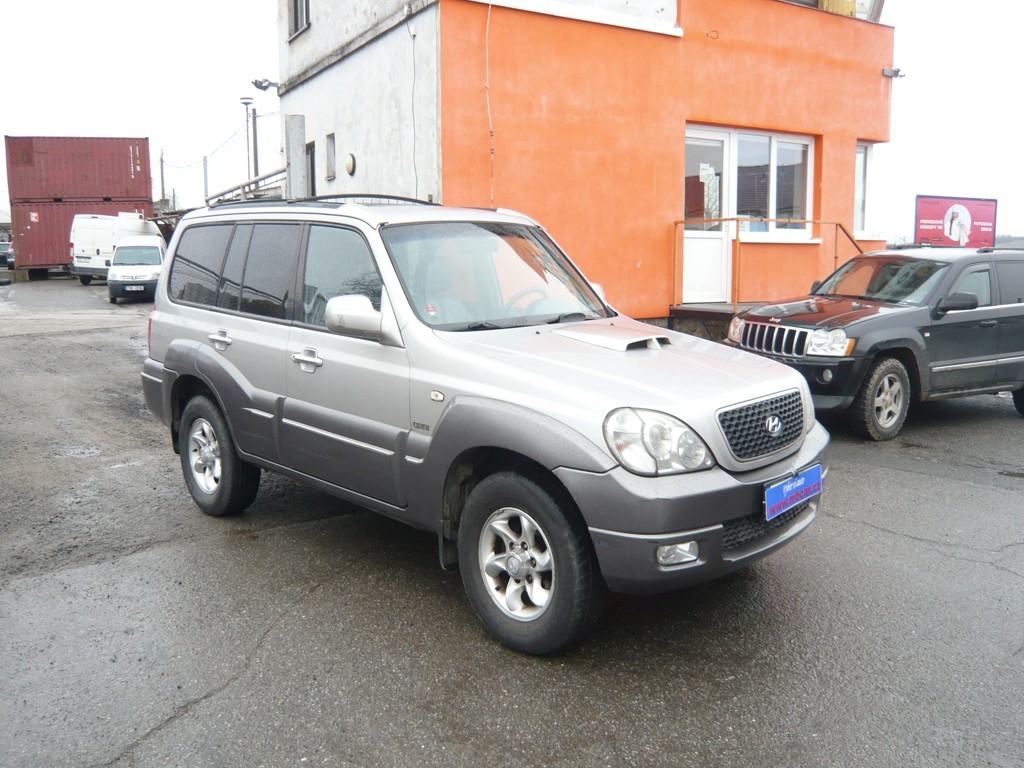HYUNDAI TERRACAN 2.9 CRDI 4WD KŮŽE,KLIMA,ČR