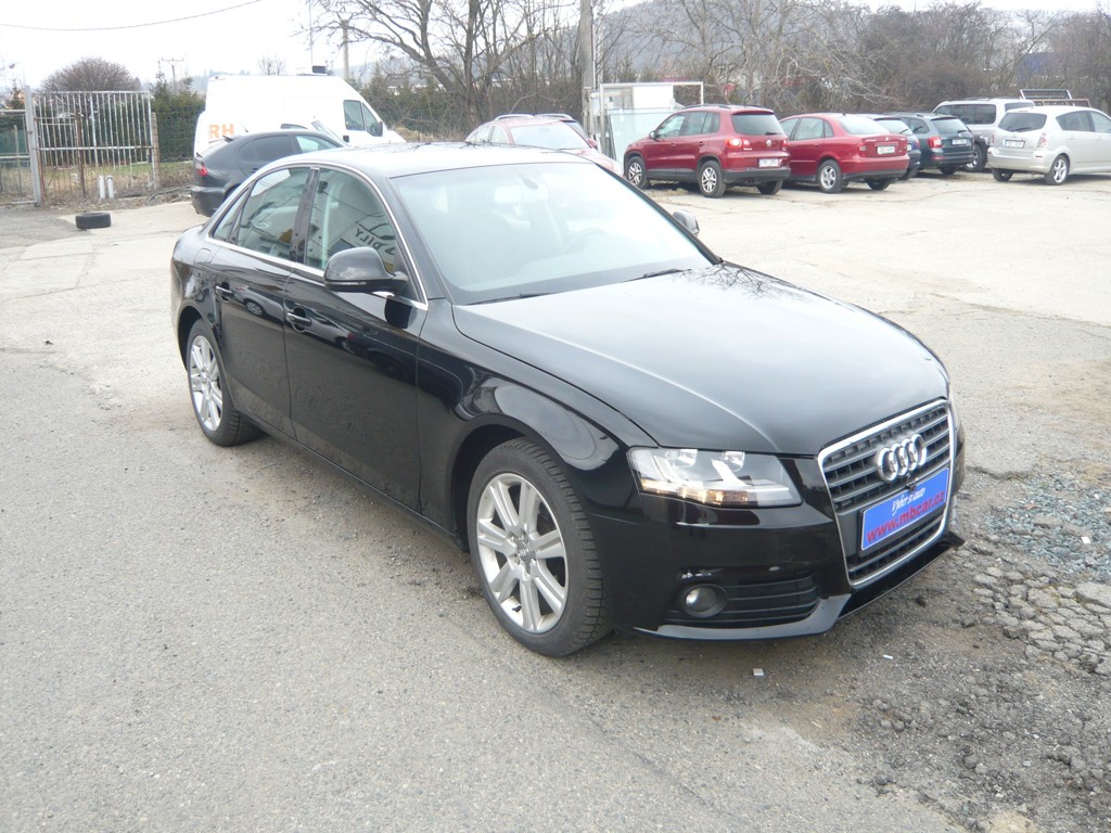 AUDI A4 1.8 T SERVISKA