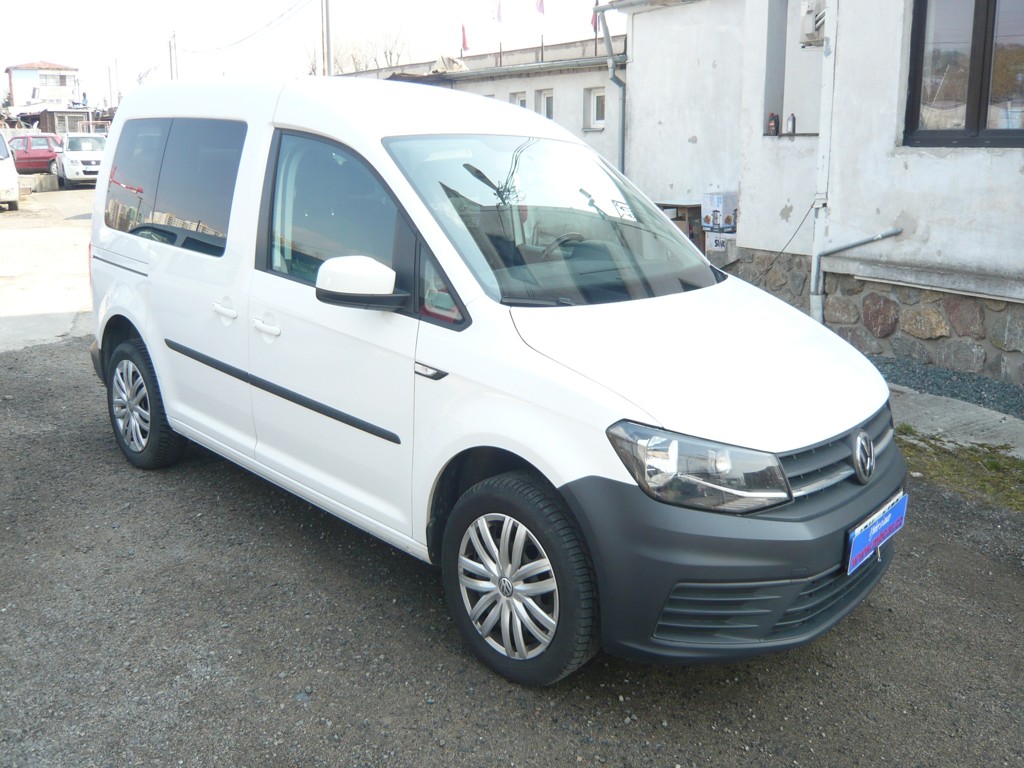 VOLKSWAGEN CADDY 2.0 TDI 110kW BLUEMOTION 1.MAJITEL,SERVISKA,ČR,ODPOČET DPH