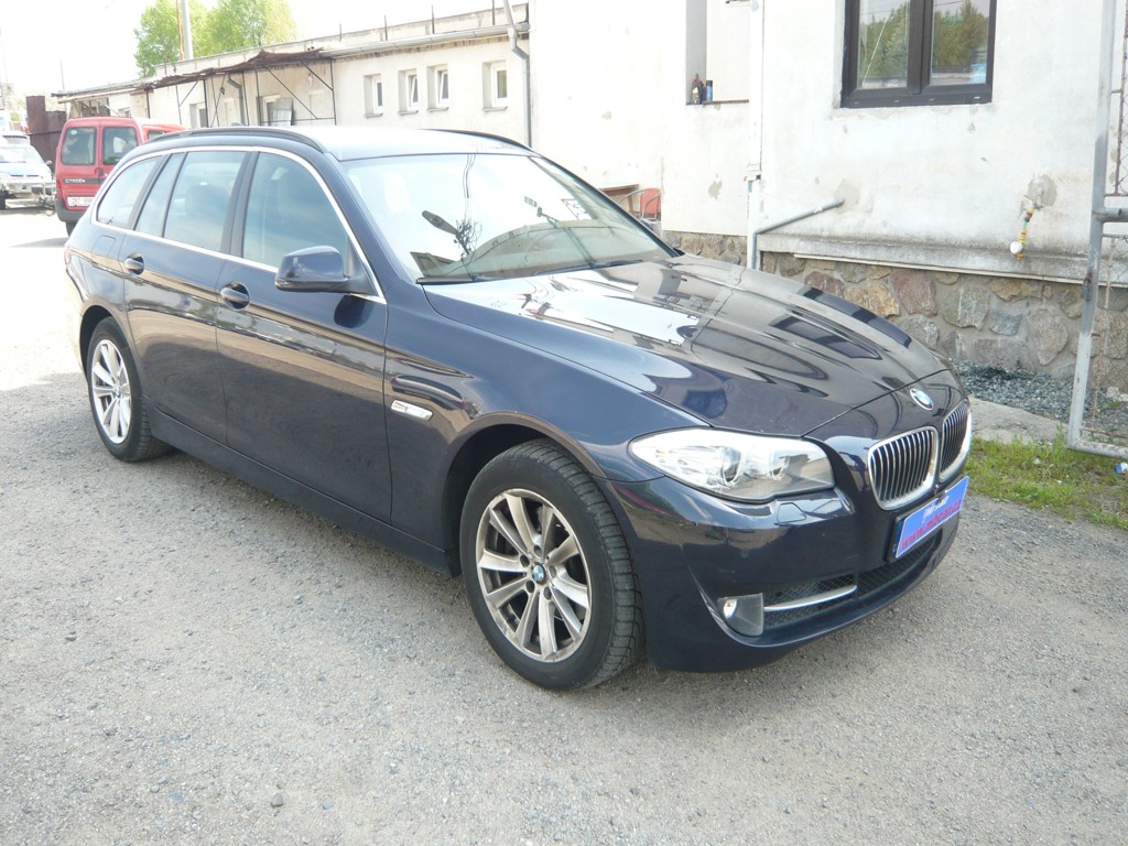 BMW 520 D COMBI KŮŽE,NAVI,AUTOMAT,SERVISKA