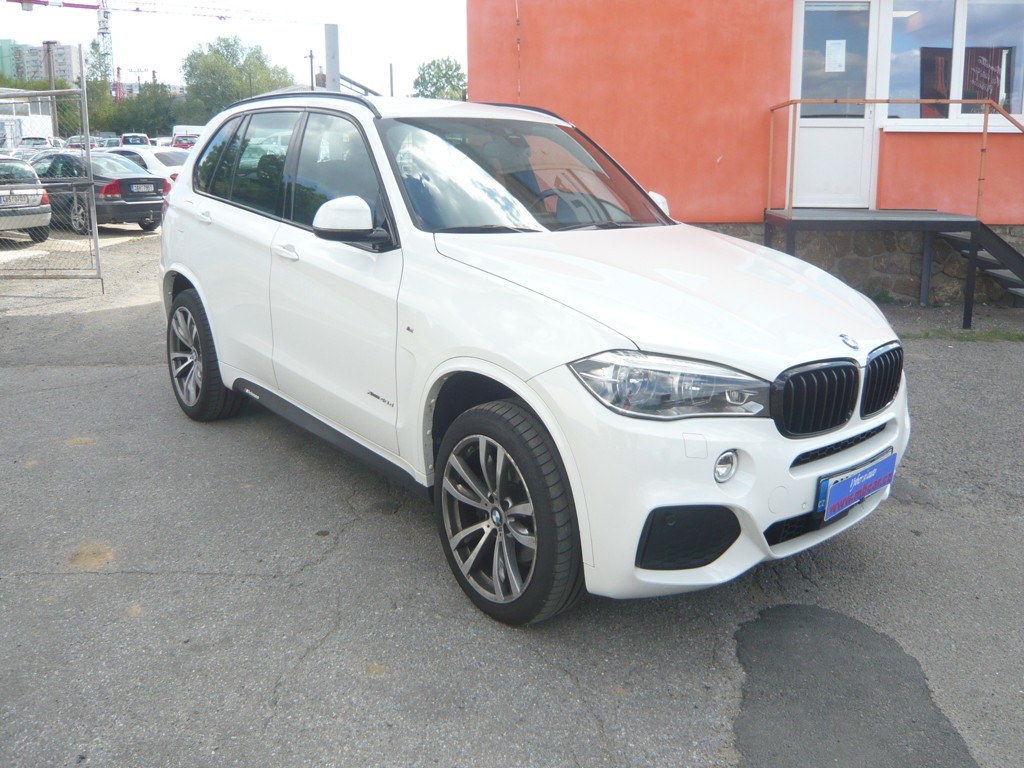 BMW X5 40d XDRIVE  1.MAJITEL,ČR, TOP VÝBAVA, 230kW