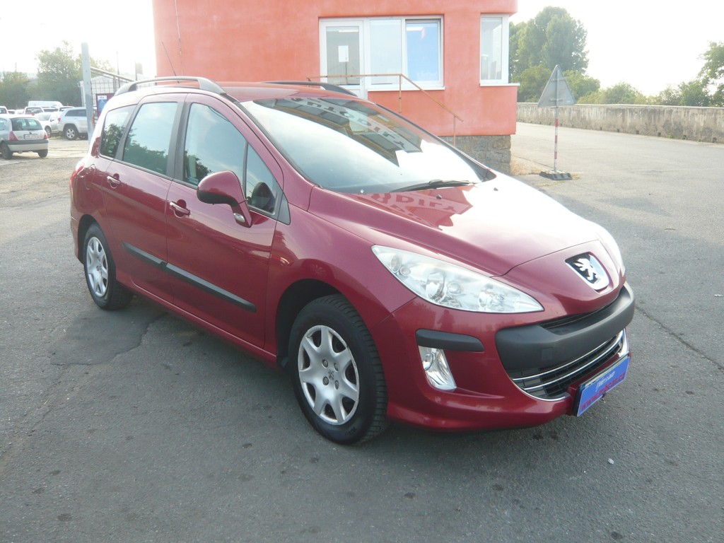 PEUGEOT 308 SW 1.4 COMFORT PACK VTi 1.MAJITEL,SERVISKA,ČR