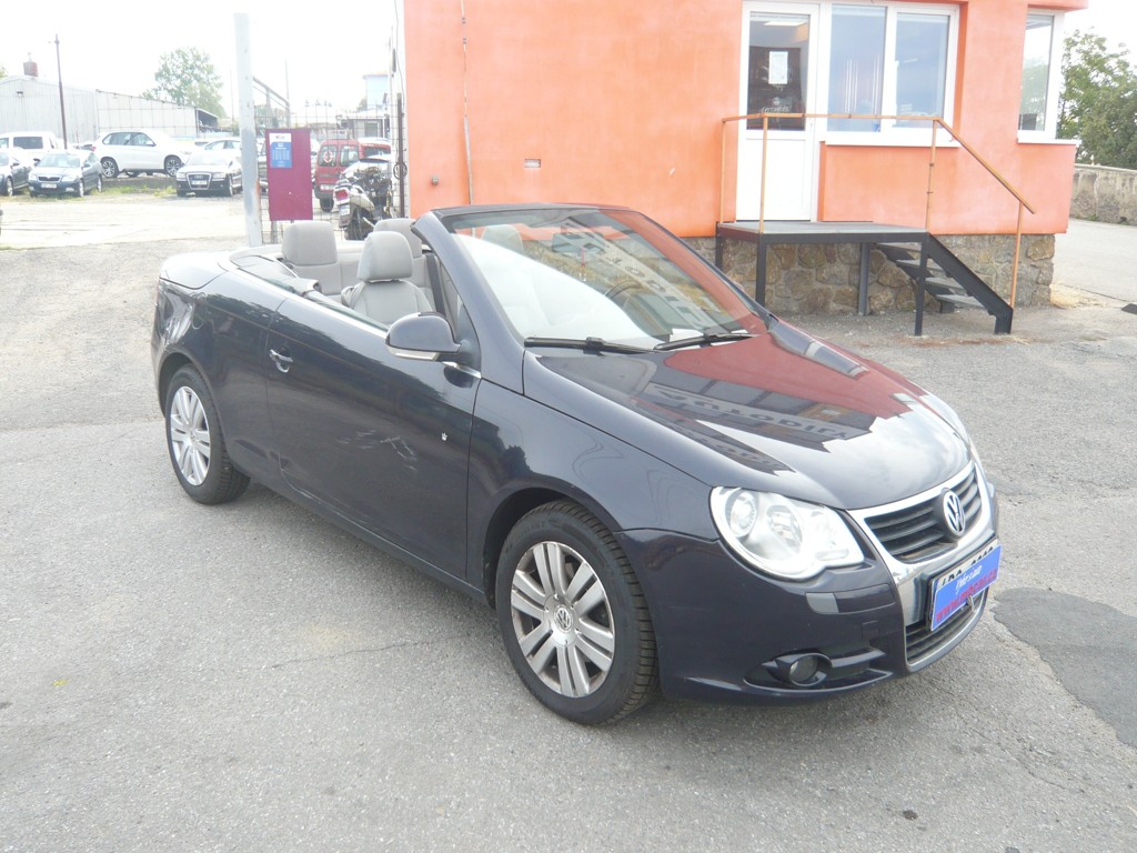 VOLKSWAGEN EOS 2.0 FSI 110kW ČR,ODPOČET DPH