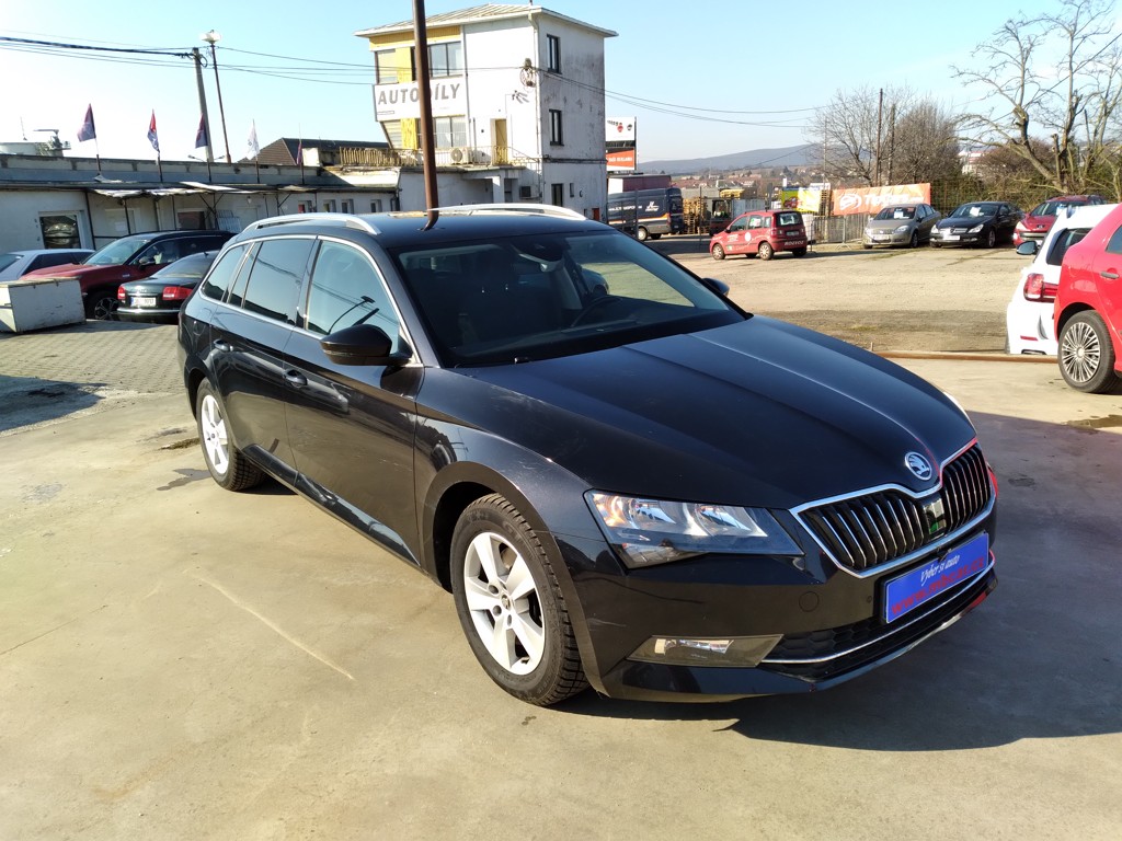 ŠKODA SUPERB COMBI 2.0 TDI DSG ODPOČET DPH, 106000 KM