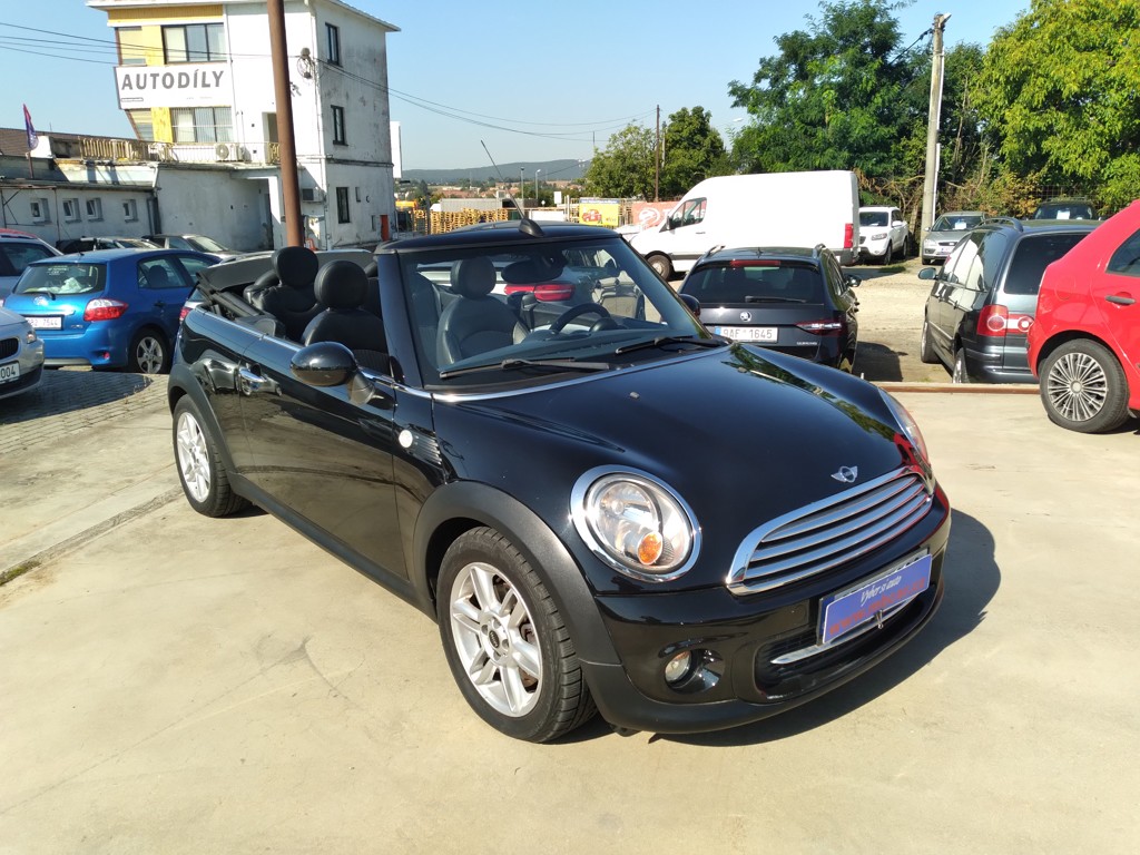 MINI COOPER CABRIO 1.6 AC, KŮŽE, DPH, 4 MÍSTNÉ