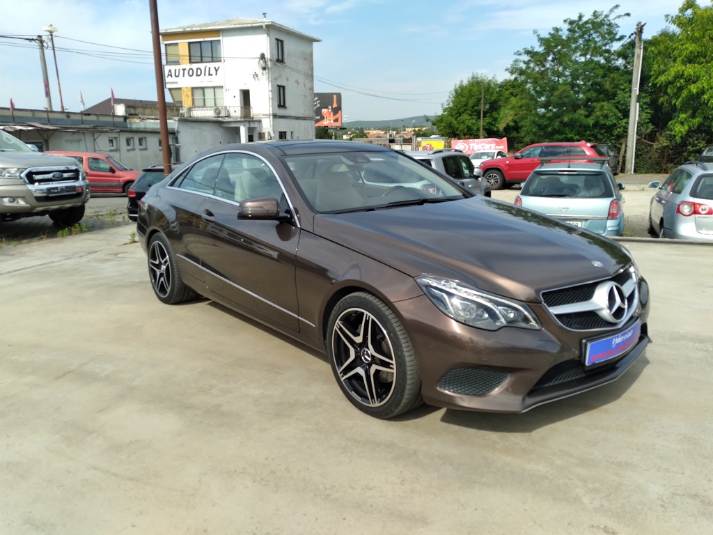 MERCEDES BENZ E 220 CDI COUPE