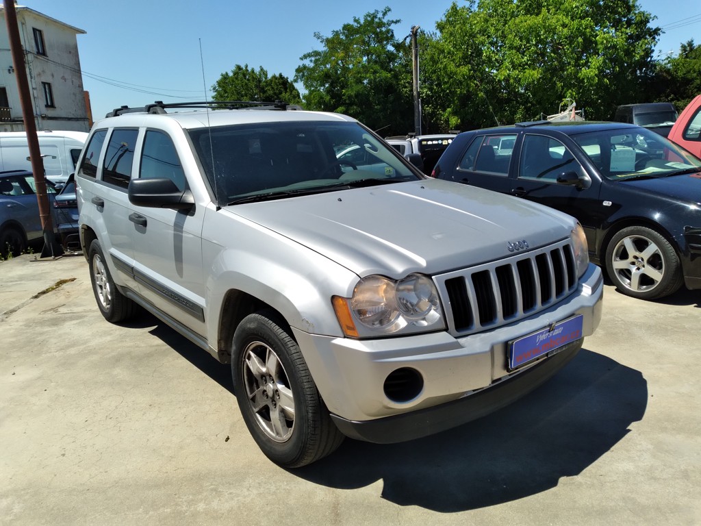 JEPP GRAND CHEROKEE 3.7 V6 LAREDO