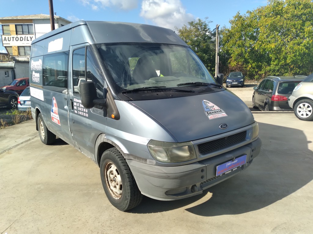 FORD TRANSIT 330M 2.4 DI  1.MAJITEL,ČR